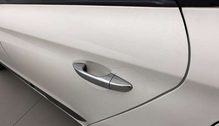 2016 Hyundai Elite i20 ASTA 1.4 CRDI, Diesel, Manual, 1,07,361 km, Rear left door - Slightly dented
