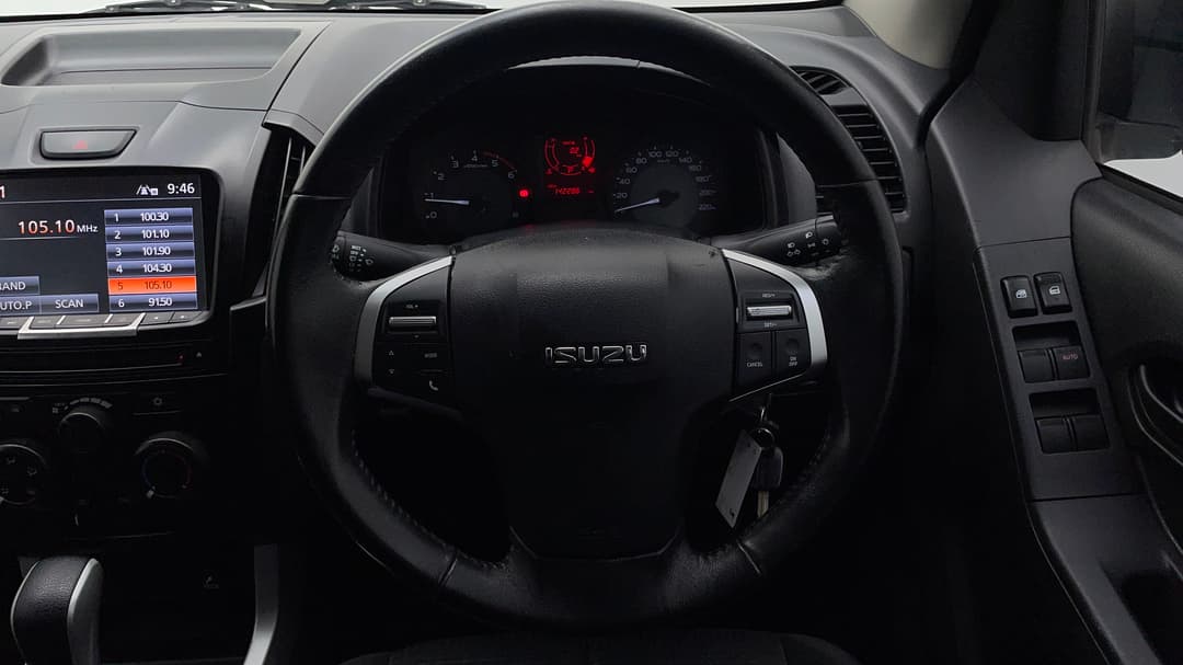 2017 Isuzu D-MAX Sx Hi-ride (4x2), Automatic, 142889 km, Steering Wheel Close-up
