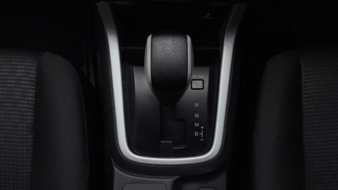 2017 Isuzu D-MAX Sx Hi-ride (4x2), Automatic, 142889 km, Gear Lever 