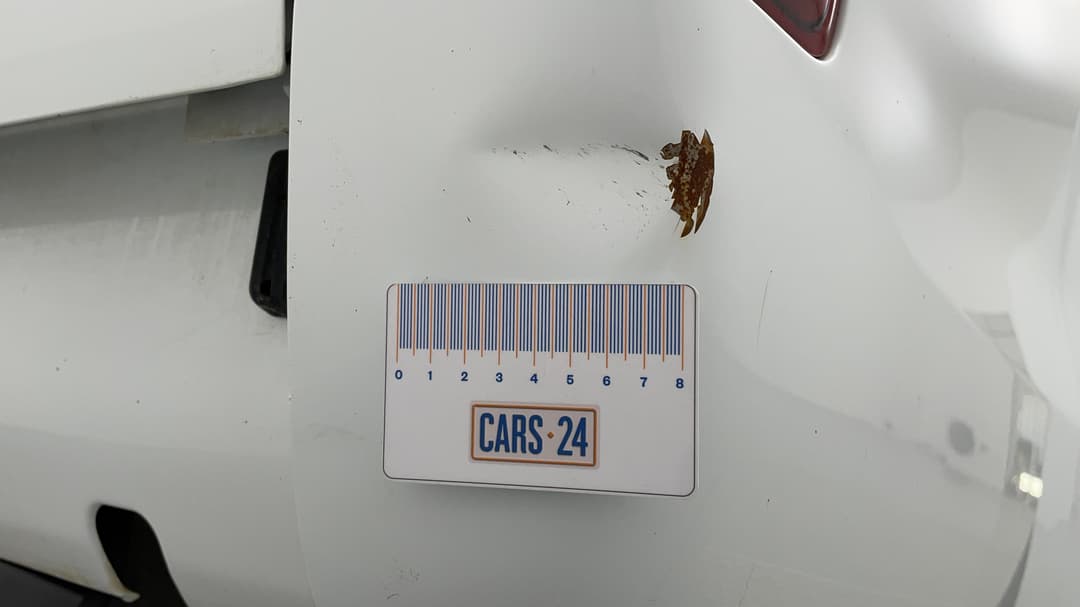 2017 Isuzu D-MAX Sx Hi-ride (4x2), Automatic, 142889 km, Quarter Panel Rear RHS Dent