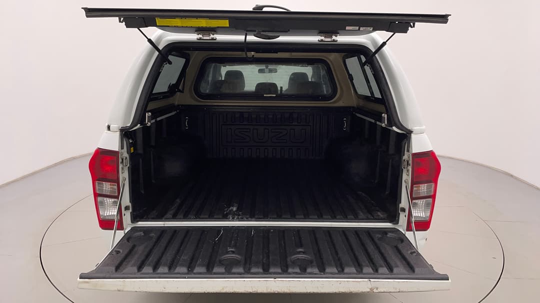 2017 Isuzu D-MAX Sx Hi-ride (4x2), Automatic, 142889 km, Boot Inside View