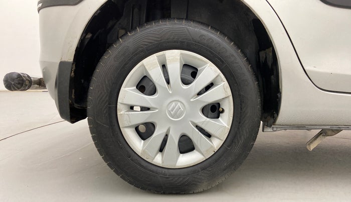 2017 Maruti Swift VDI ABS, Diesel, Manual, 65,942 km, Right Rear Wheel