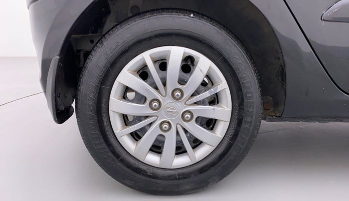 2013 Hyundai i10 SPORTZ 1.2 KAPPA2, Petrol, Manual, 65,817 km, Right Rear Wheel