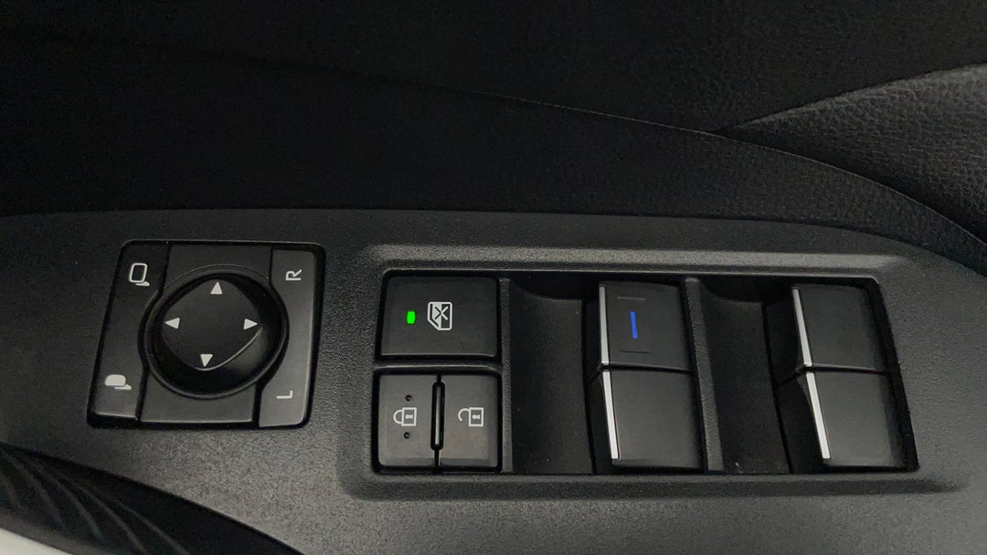 2019 Toyota RAV4 Gxl (2WD), Automatic, 91714 km, Drivers Side Door Panel Controls