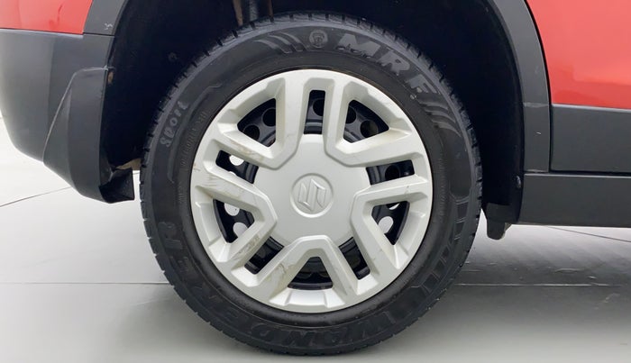 2016 Maruti Vitara Brezza VDI, Diesel, Manual, 83,018 km, Right Rear Wheel