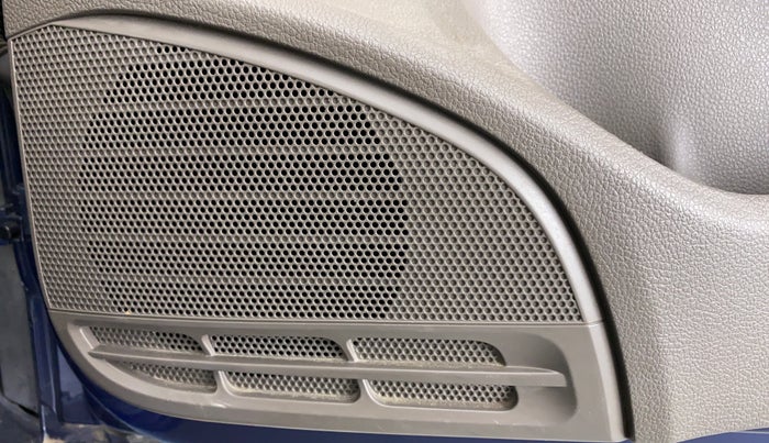 2015 Volkswagen Vento HIGHLINE 1.2 TSI AT, Petrol, Automatic, 46,343 km, Speaker