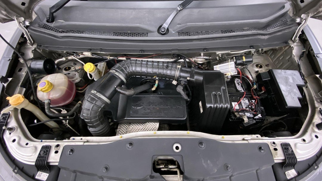 OPEN BONNET (ENGINE) VIEW