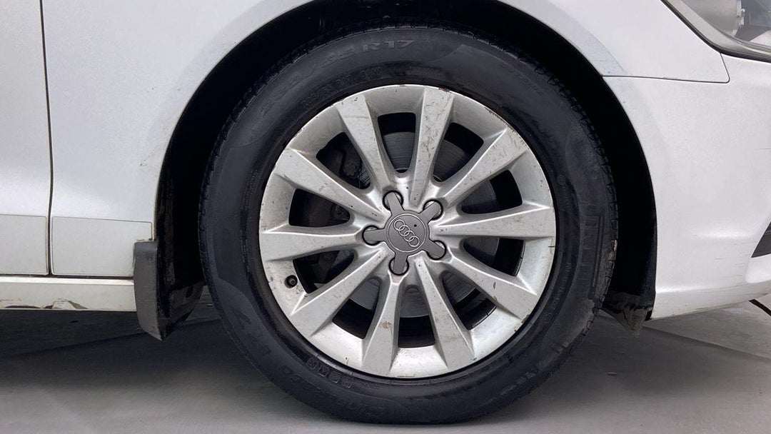 RIGHT FRONT WHEEL
