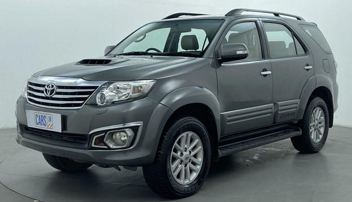 2013 Toyota Fortuner 3.0 MT 4X2, Diesel, Manual, 97,330 km, Front LHS
