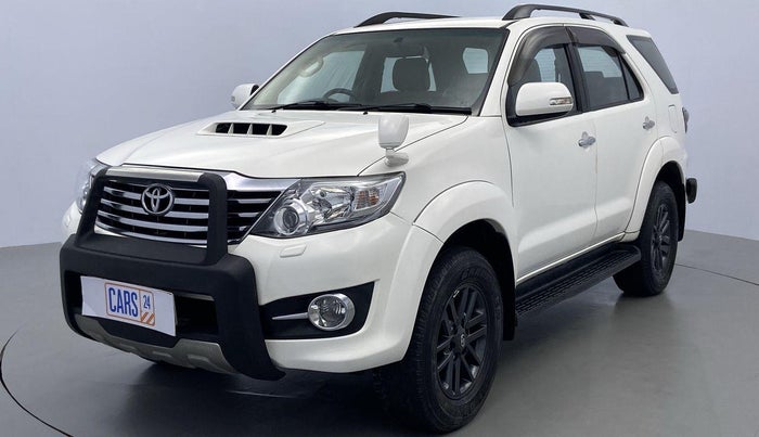 2015 Toyota Fortuner 3.0 MT 4X2, Diesel, Manual, 72,975 km, Front LHS