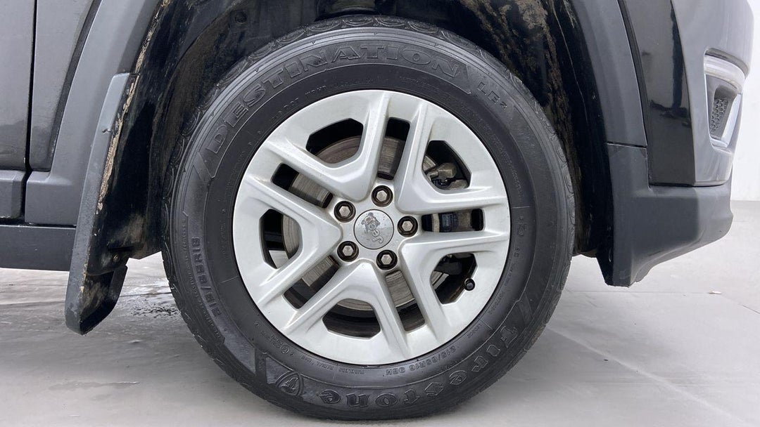 RIGHT FRONT WHEEL