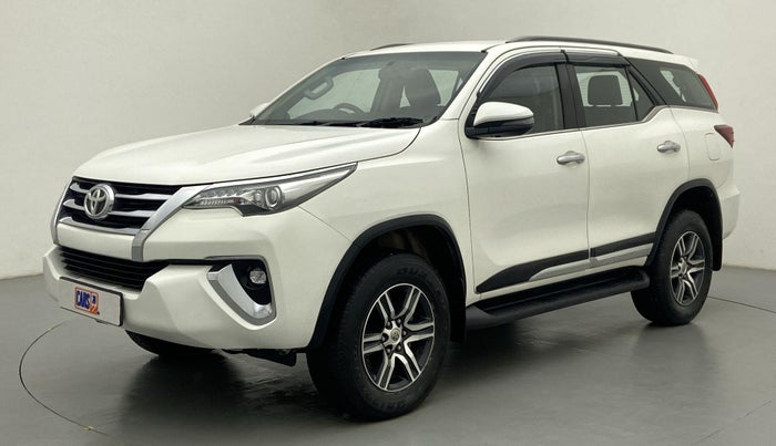 2018 Toyota Fortuner 2.8 4x2 AT, Diesel, Automatic, 38,394 km, Front LHS