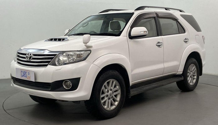 2013 Toyota Fortuner 3.0 AT 4X2, Diesel, Automatic, 94,598 km, Front LHS