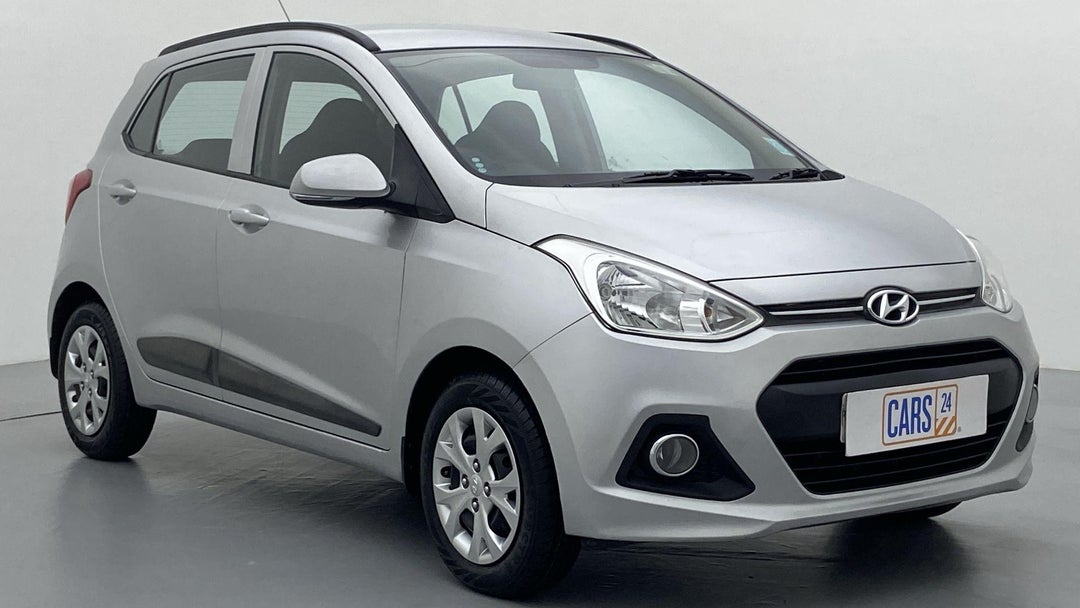 Buy Used Hyundai Grand i10 in New Delhi | CARS24