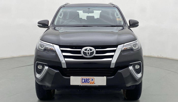 2018 Toyota Fortuner 2.8 4x2 AT, Diesel, Automatic, 26,649 km, Front