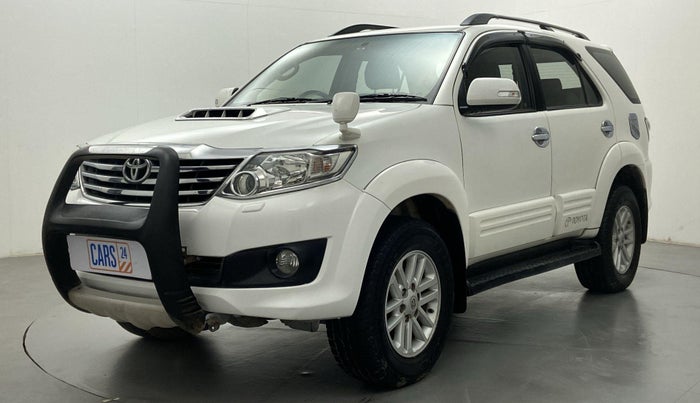 2012 Toyota Fortuner 3.0 MT 4X2, Diesel, Manual, 1,19,763 km, Front LHS