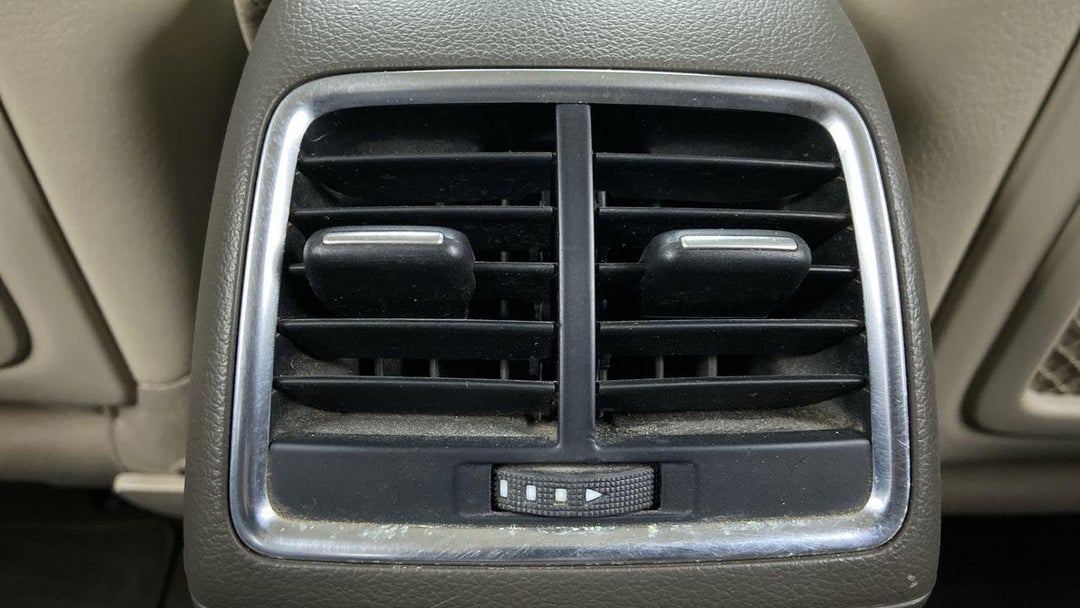 REAR AC VENT