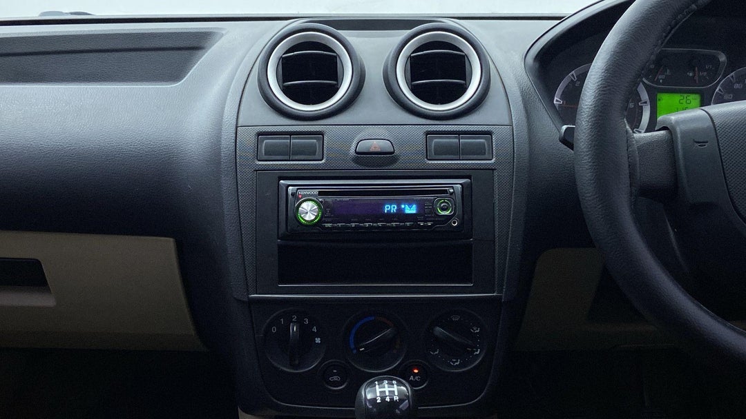 CENTER CONSOLE