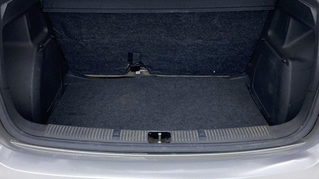 BOOT INSIDE VIEW