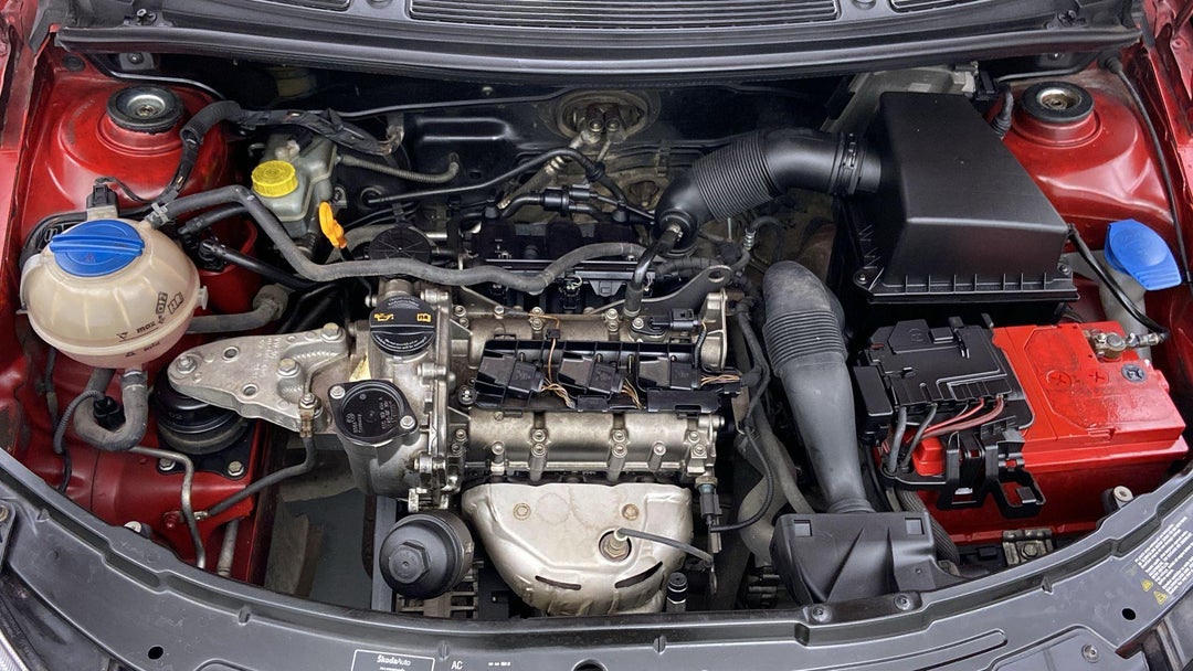 OPEN BONNET (ENGINE) VIEW