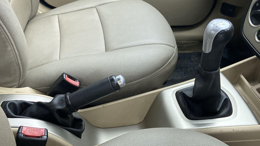 GEAR LEVER