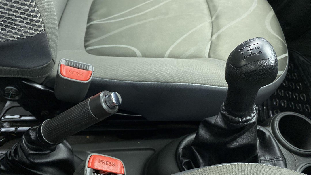 GEAR LEVER