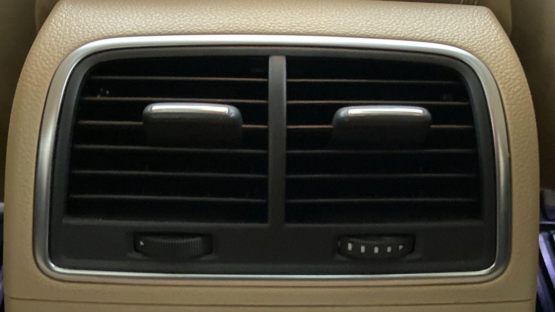 REAR AC VENT