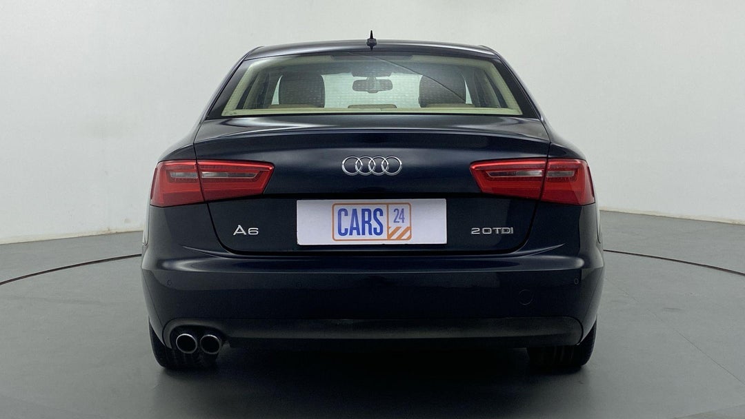 BACK / REAR VIEW