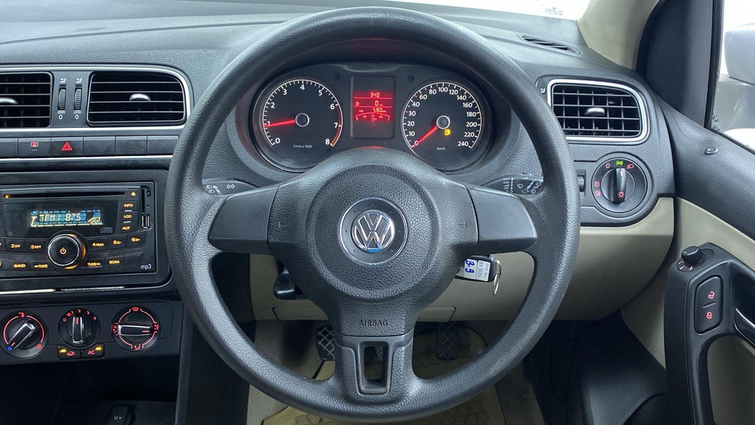 Buy Used Volkswagen Polo in Mumbai CARS24