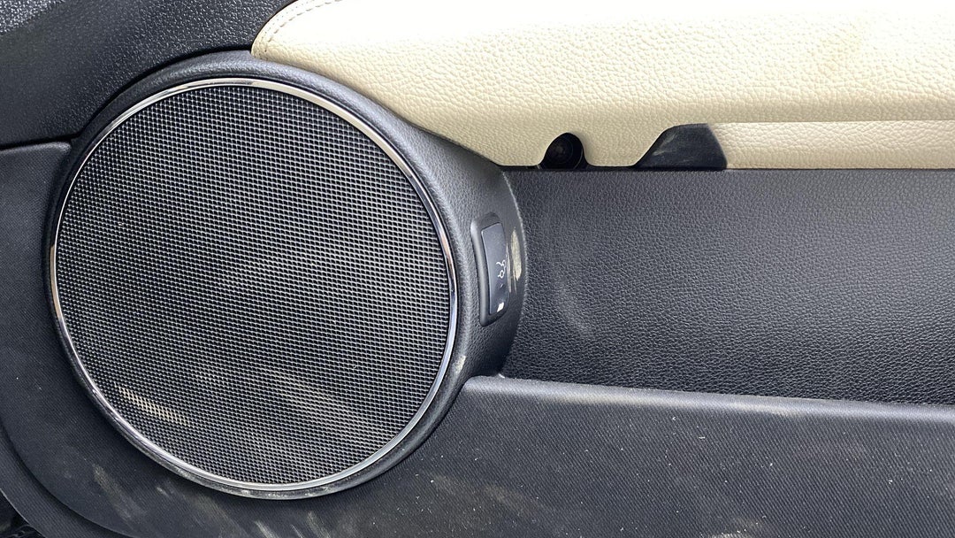 SPEAKERS
