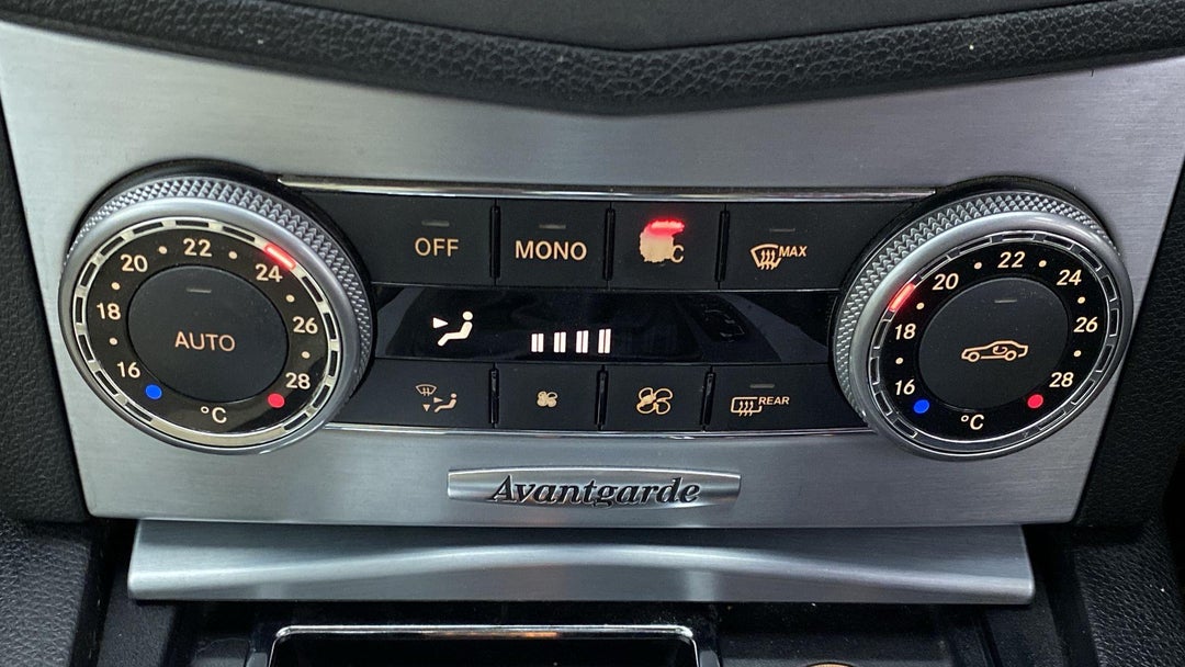 AUTOMATIC CLIMATE CONTROL