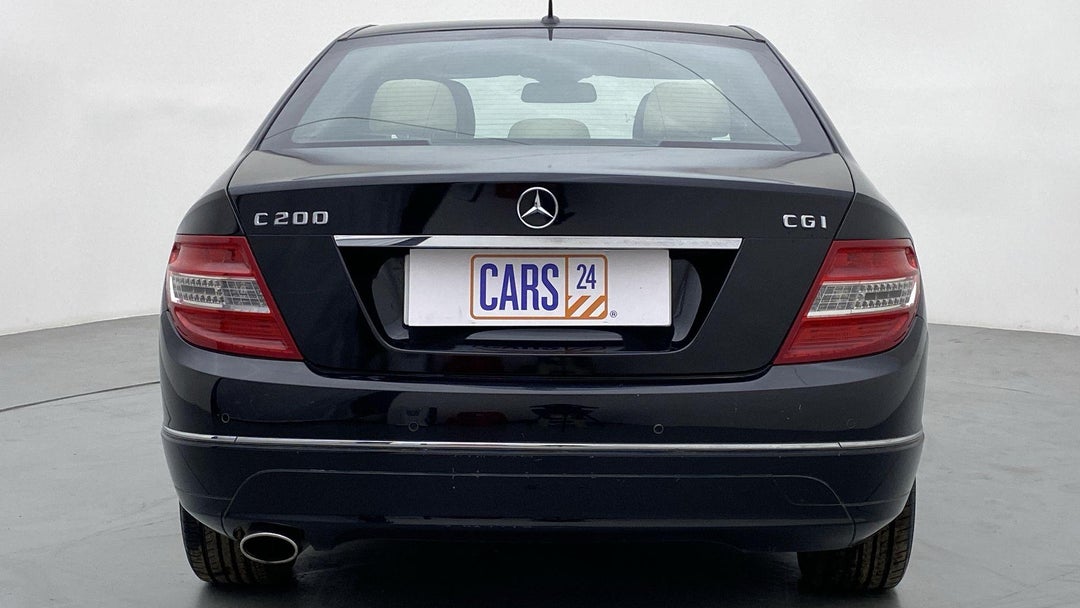 BACK / REAR VIEW