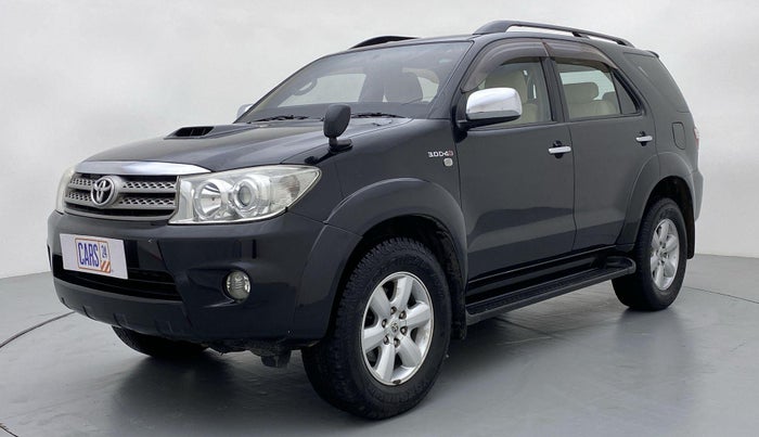 2011 Toyota Fortuner 3.0 MT 4X4, Diesel, Manual, 1,45,422 km, Front LHS