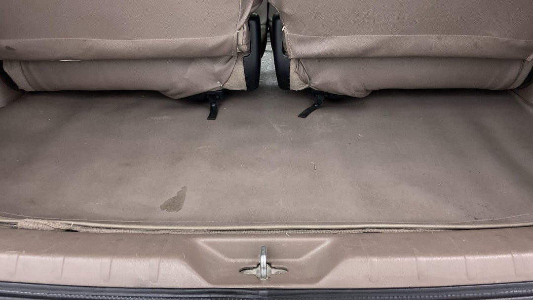 BOOT INSIDE VIEW