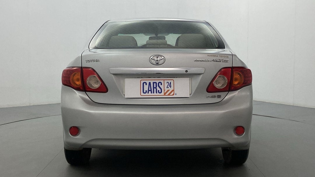 BACK / REAR VIEW