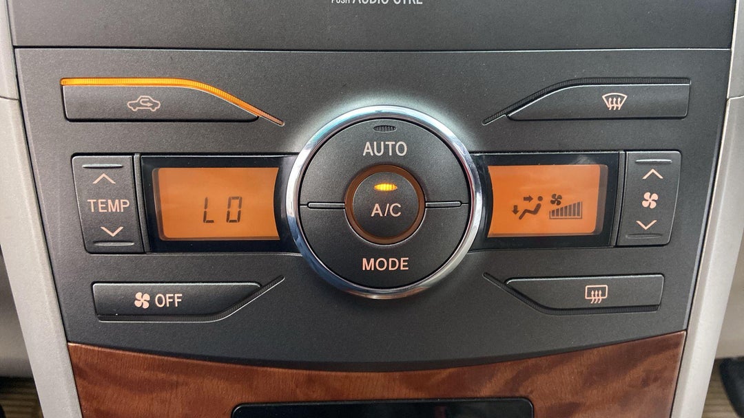 AUTOMATIC CLIMATE CONTROL