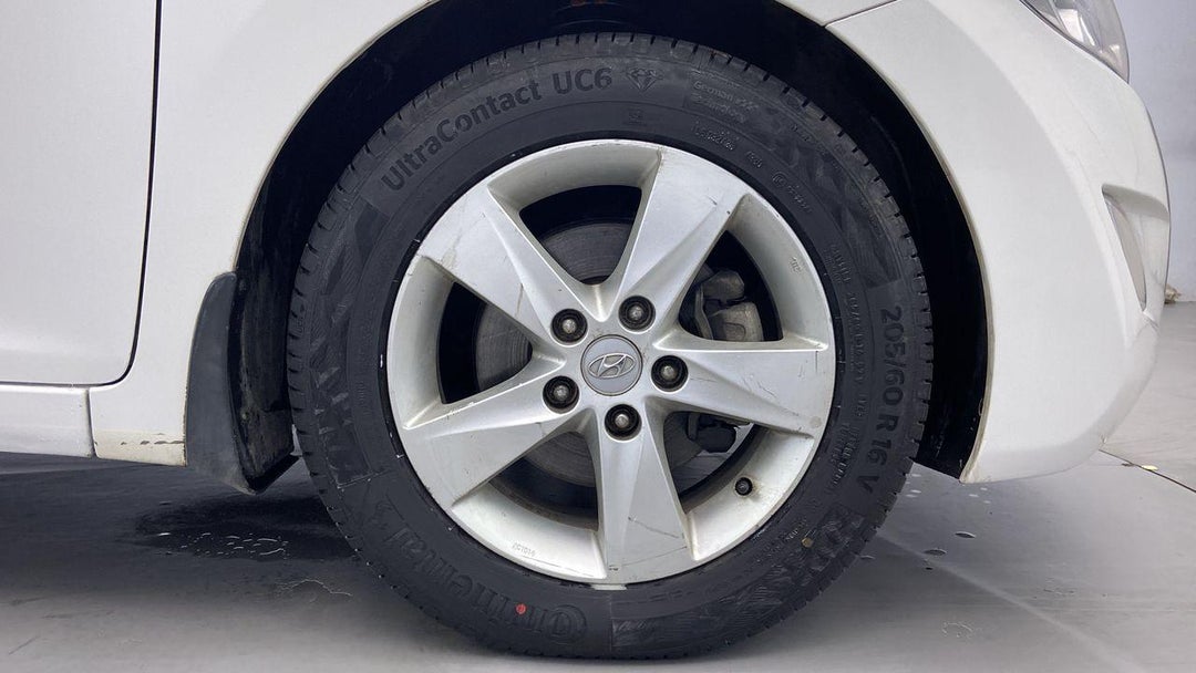 RIGHT FRONT WHEEL