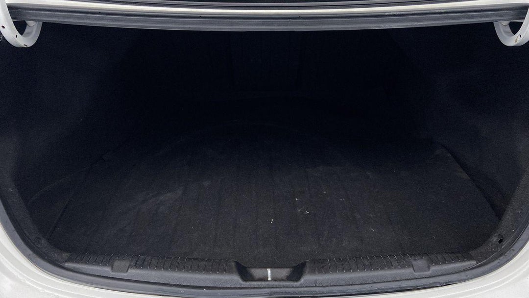 BOOT INSIDE VIEW