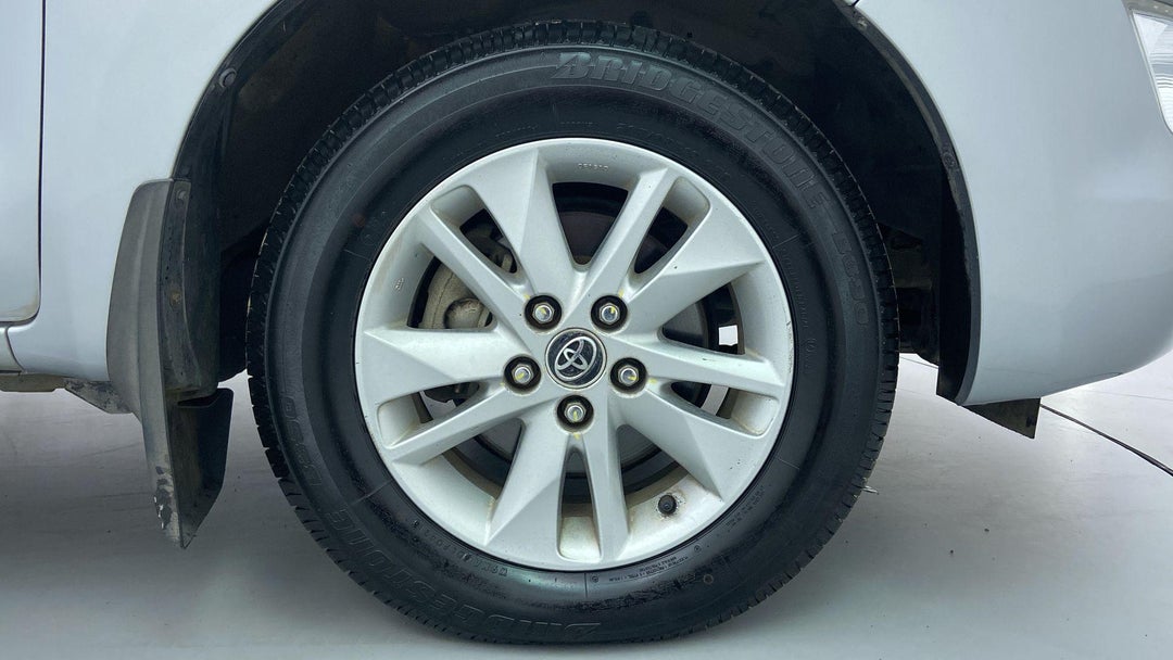 RIGHT FRONT WHEEL