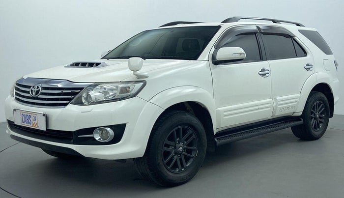 2015 Toyota Fortuner 3.0 MT 4X2, Diesel, Manual, 2,46,938 km, Front LHS