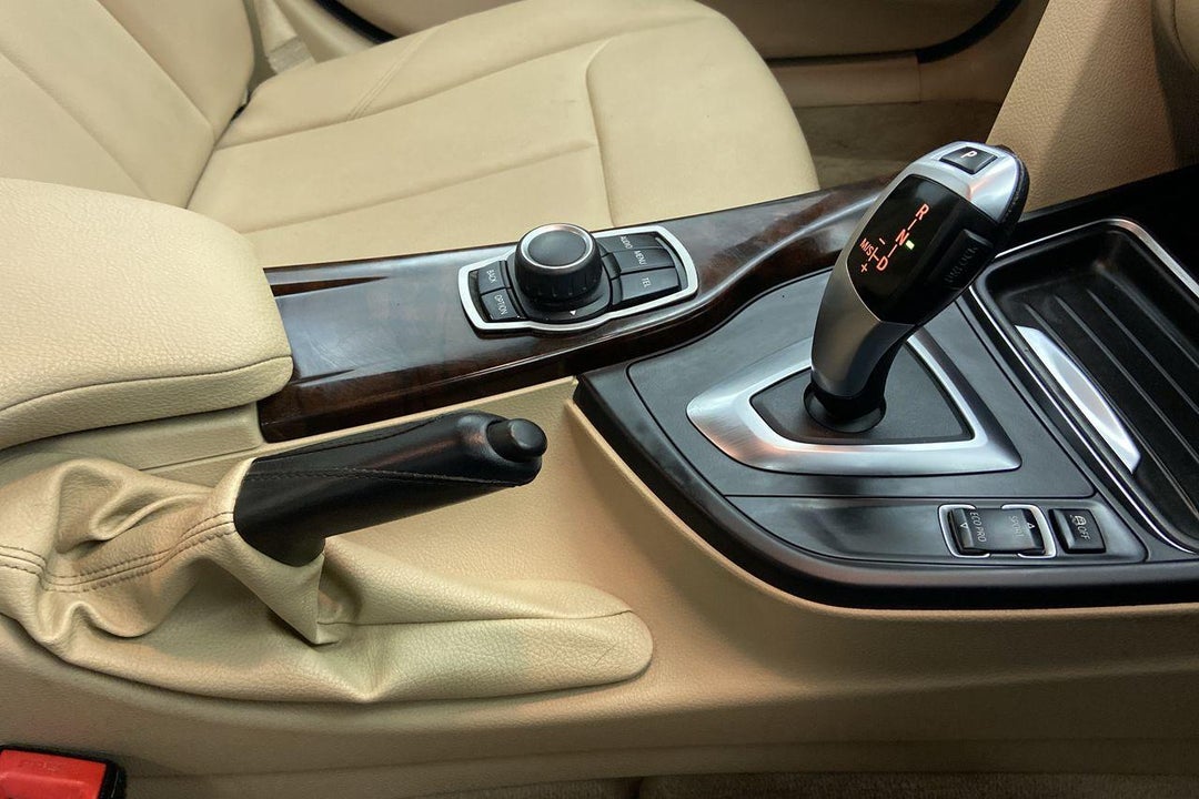 GEAR LEVER