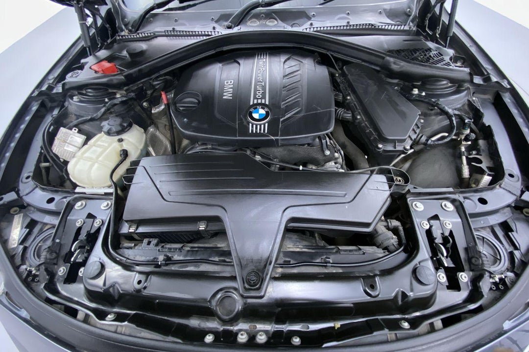 OPEN BONNET (ENGINE) VIEW