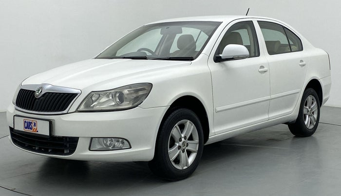 2012 Skoda Laura AMBIENTE 2.0 TDI CR AT, Diesel, Automatic, 1,85,284 km, Front LHS