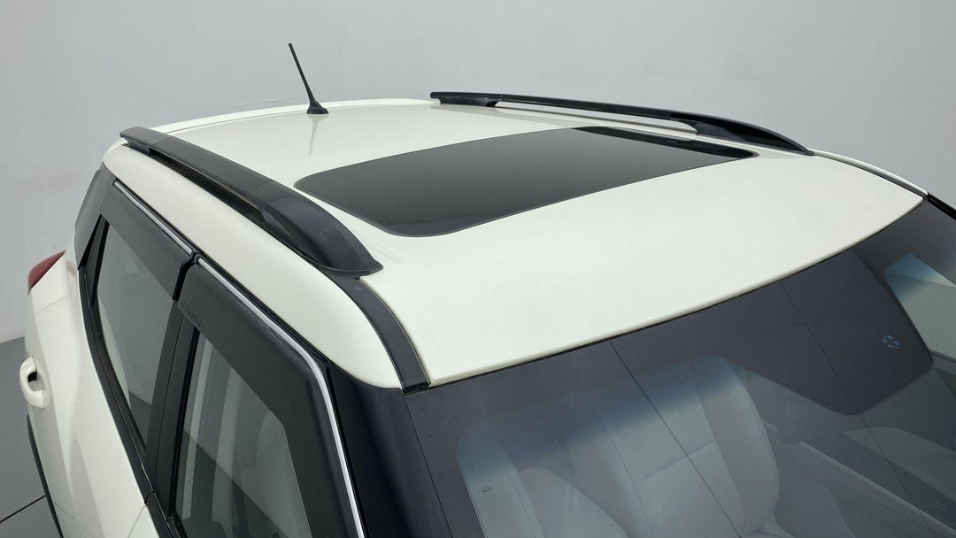 ROOF/SUNROOF