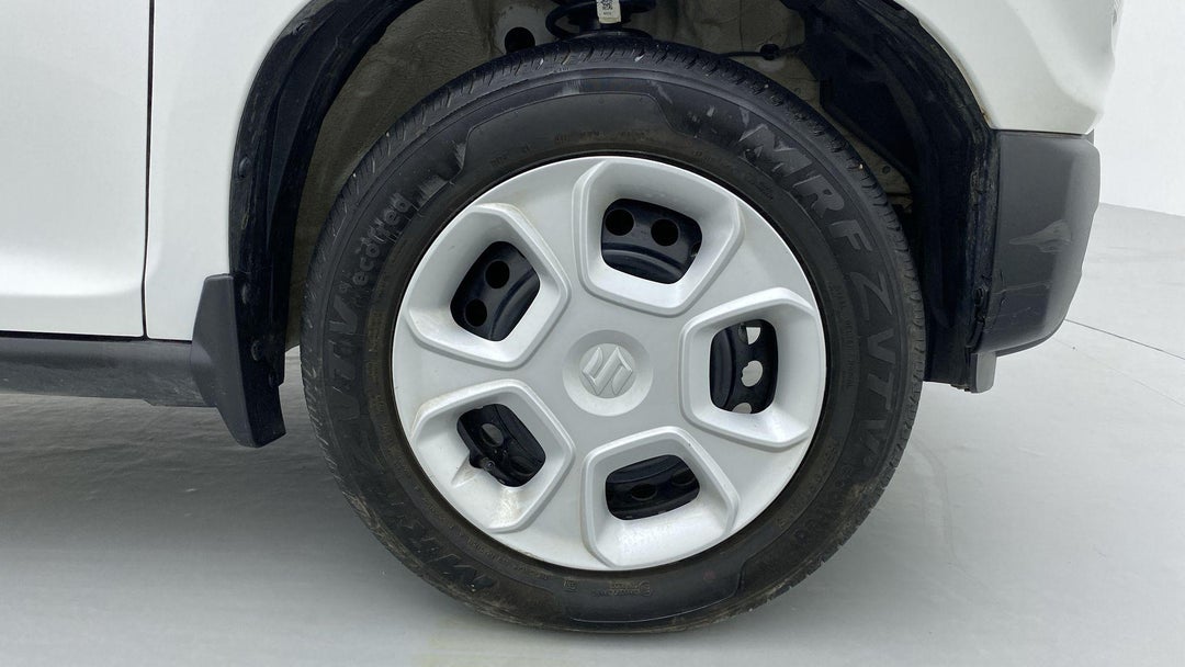 RIGHT FRONT WHEEL
