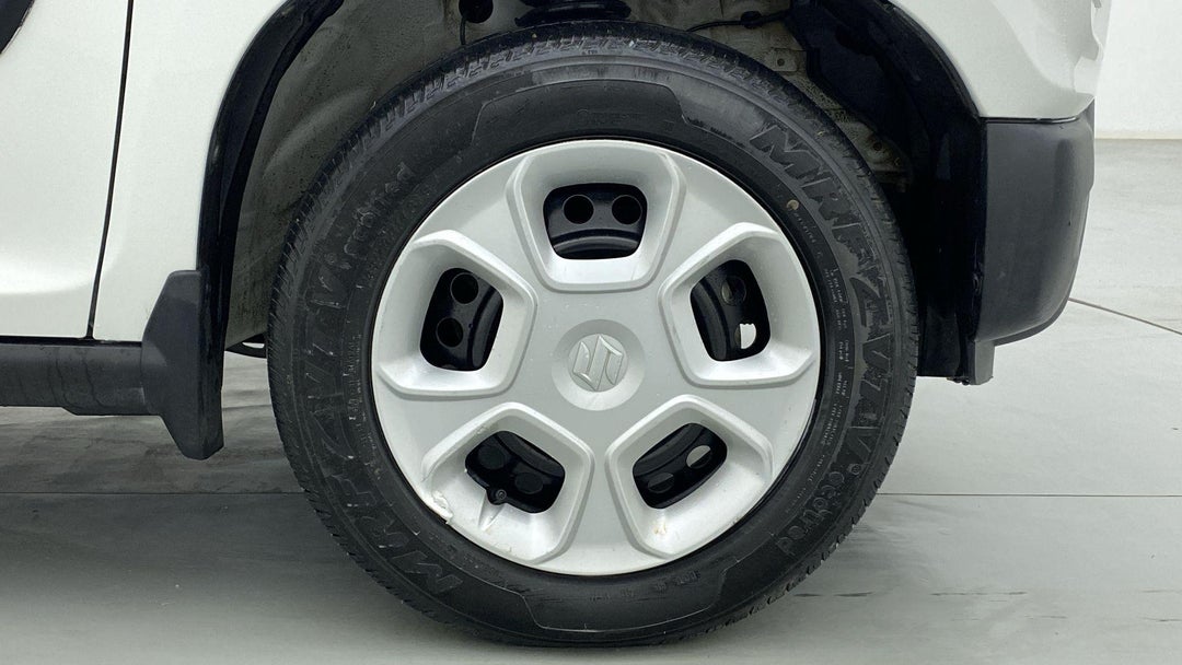 RIGHT FRONT WHEEL