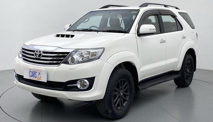2016 Toyota Fortuner 3.0 MT 4X2, Diesel, Manual, 1,29,309 km, Front LHS