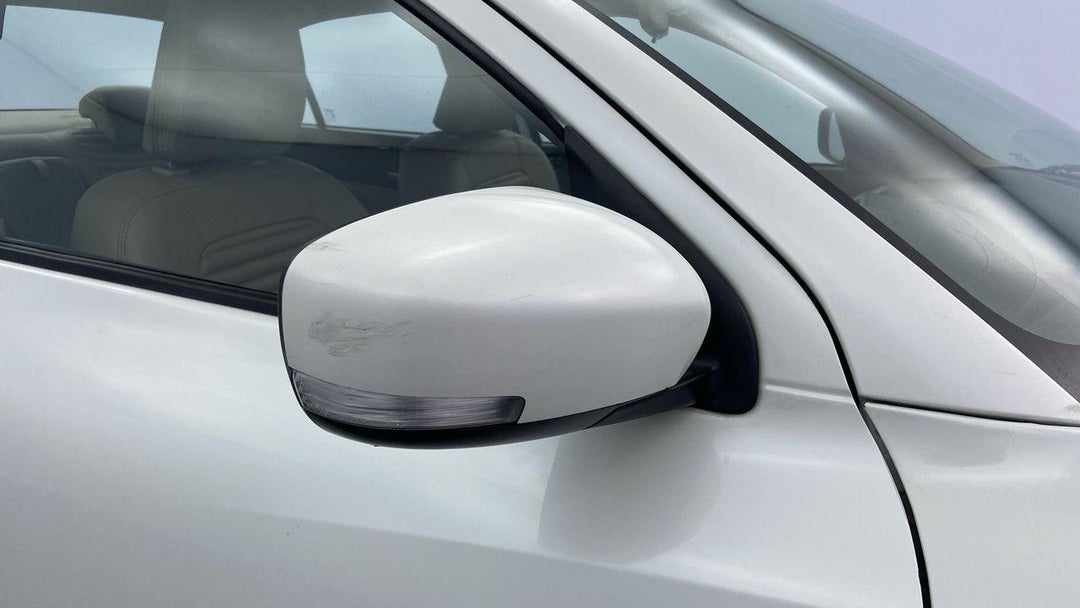 Right Front Mirror Housing Previous Repair (1 to 3 inches)