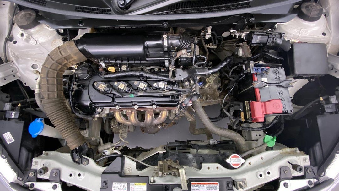 OPEN BONNET (ENGINE) VIEW