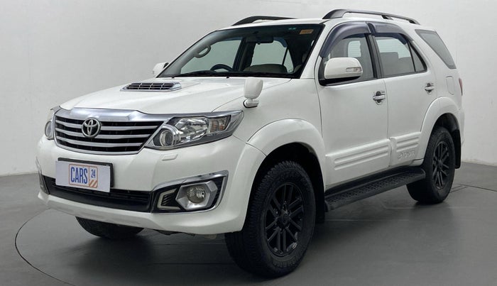 2014 Toyota Fortuner 3.0 AT 4X2, Diesel, Automatic, 1,11,327 km, Front LHS